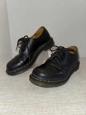 1461 WOMEN'S SMOOTH LEATHER OXFORD SHOES Size 7 EU 38 Item #18 - Image 1 of 4