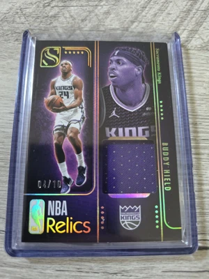 Parche dorado 4/10 Silhouette Buddy Heild juego usado 2024-25 Foto 1 de 2