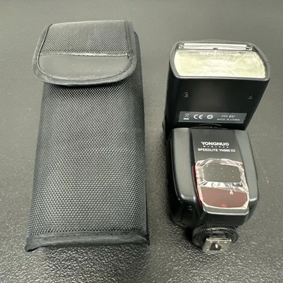 YONGNUO EXTERNAL SPEEDLITE YN-560-III FLASH W/ CASE CANON NIKON TESTED &WORKING! - Image 1 of 4