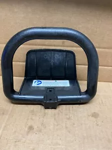 Ein gebrauchter Frontgriff aus einer Echo HC-1600 Heckenschere - Bild 1 von 2