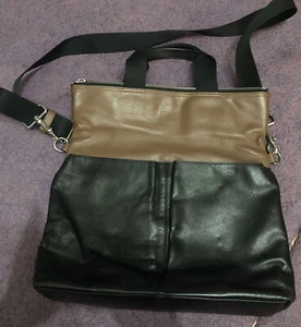 Mens COACH Black / Brown leather Flap Over messenger bag - Picture 1 of 10