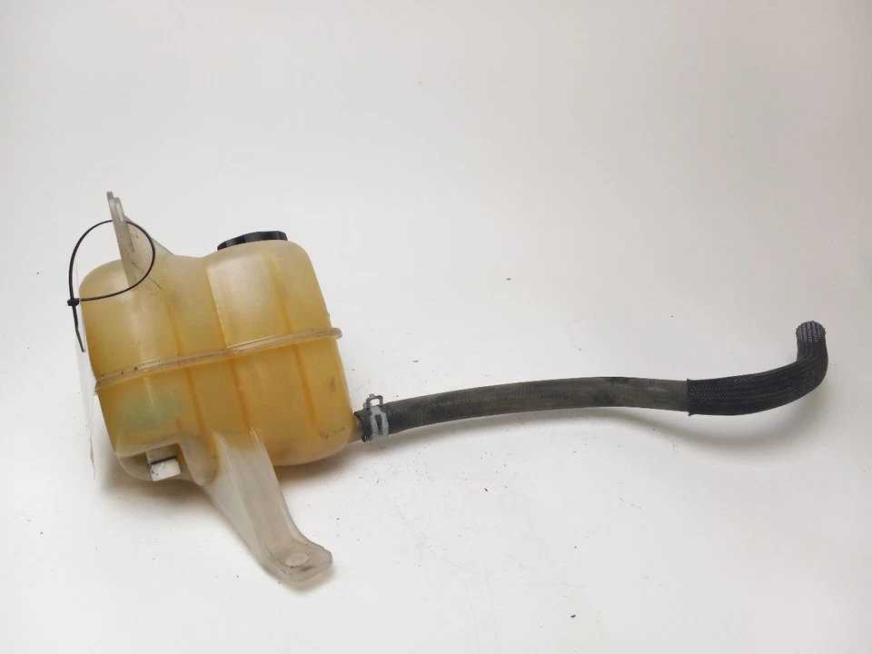 DEPÓSITO DE REFRIGERANTE PARA CADILLAC CTS 2003-2006 Foto 1 de 4