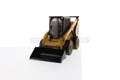 DIECAST MASTERS 85602 CAT 272D2 Skid Steer Loader - DIECAST MASTER - 85602 - 1:1 - Immagine 1 di 4