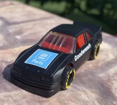 RARE 1990 Matchbox 1:64 GM Parts Goodwrench Black Diecast Goodyear Tires Yellow - Image 1 of 4