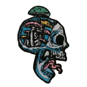 Linda Calavera con Setas Insignia Ropa Chaqueta Hierro sobre Costura en Parche Bordado - Imagen 1 de 1