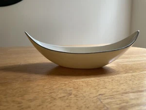 Lenox 8" Platin Trim Gondel ovale Servierschale - Bild 1 von 3