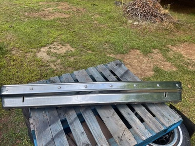 PARAGOLPES TRASERO CHEVY NOVA para modelos 1975-1979 cromado con estructura interior 75-79 RARO Foto 1 de 4