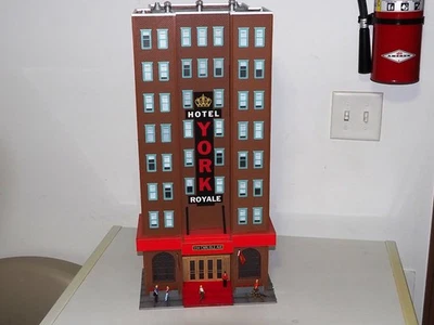 MENARDS #279-3973 HOTEL ROYAL / YORK - MASSIVE HOTEL W/LED LIGHTING - Image 1 of 4