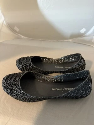 Melissa Campana Negro Brillo Niñas Talla 3 Usado en Excelente Condición Zapatos de Gelatina Planos Informales Foto 1 de 4