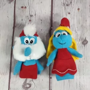 2 Schlumpf Fingerpuppen Plüschtier Schlumpfine & Papa 2010 Macys Weihnachtskleidung - Bild 1 von 4