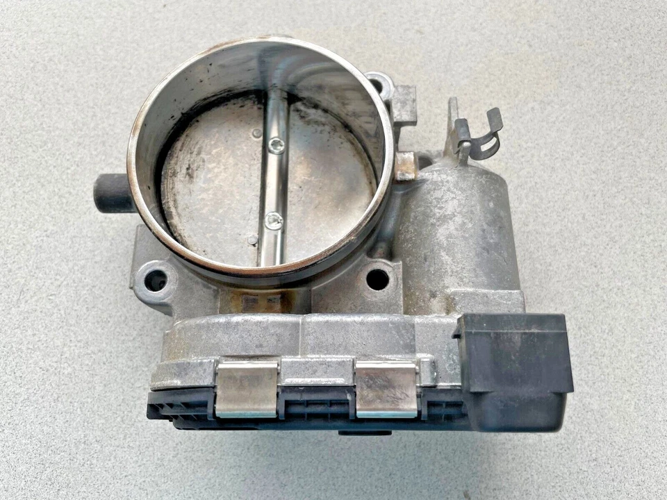 Mercedes-Benz SLK280 R171 2004-2010 ~ Cuerpo del acelerador ~ A1131410125 Foto 1 de 4