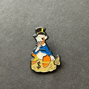 Sedesma - Scrooge McDuck - Sitting on a Money Bag Disney Pin 8586 - Picture 1 of 2
