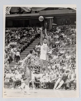 Dallas Comegys - New Jersey Nets - Foto original tipo 1 - con Dennis Rodman  Foto 1 de 2