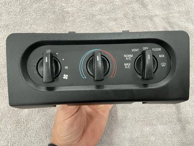 90-93 Ford Mustang AC Heater Control Panel  Factory  w/ Knobs & Bezel / OEM - Image 1 of 4