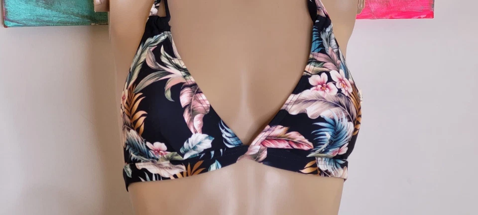 ESPRIT Women's Malibu Beach RCS Pad halterneck Bikini Top - Image 1 of 4