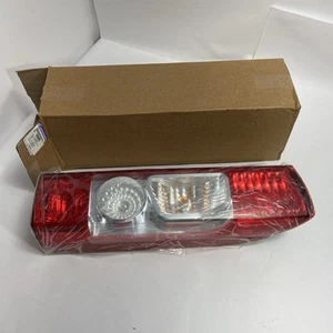 Dodge Ram Truck Tail Light Assembly 0472 5046 AD-001 RH Mopar Unused - Picture 1 of 9