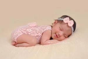 Newborn Lace Newborn Romper and Bow Headband Photo Props Photography Costumes - Picture 1 of 11