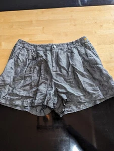 Womens i love ronson gray pleated shorts sz 4 - Picture 1 of 8