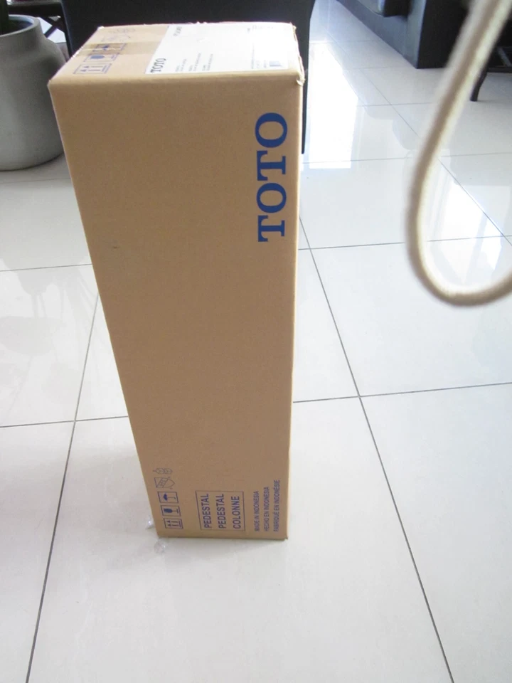 TOTO Pt243#01 Ultimate Pedestal Foot Base Only Cotton White