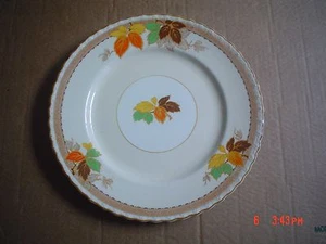 Myott LEAFLET Leaves Circa 1936 Dinner Plate - Picture 1 of 3