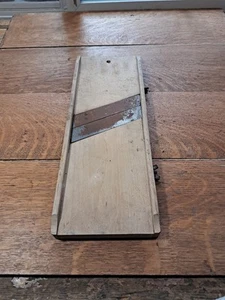 Antique Wooden Cabbage Cole Slaw Slicer Shredder Mandolin Vintage Cutting K62 - Picture 1 of 6