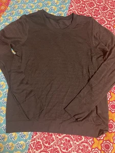 lululemon breeze by long sleeve Black Sz 8-10 - Picture 1 of 4