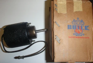 NOS Original Defroster Blower Motor LATE 1950 & 1951 Buick # 5047656 Delco GM - Picture 1 of 6