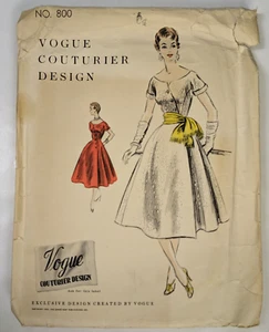 RARE 1954 Vogue COUTURIER Design Pattern 800 for One-Piece Dress Sz 12 UNUSED - Picture 1 of 7
