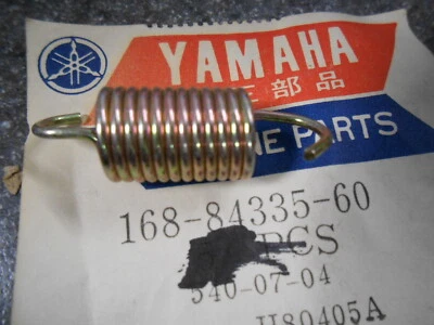 Nuevo de Lote Antiguo Yamaha YDS5 YR1 YM2 XS1 XS2 TX650 OEM Ajustador de Faros Muelle 168-84335-60 Foto 1 de 2