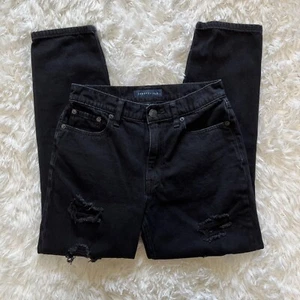 Aeropostale Women's Mom Jeans 4 Black Distressed Ripped Hi Rise Tapered Straight - Picture 1 of 7