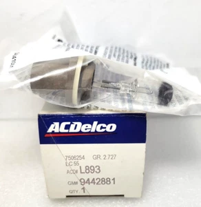 ACDelco L893 GM 9442881 Bombilla antiniebla con enchufe Chevy - Imagen 1 de 9