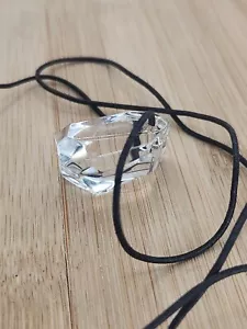 BACCARAT 100 % AUTHENTISCH KLAR BERGKRISTALL GROSSER ANHÄNGER HALSKETTE NEU OHNE ETIKETT. - Bild 1 von 8
