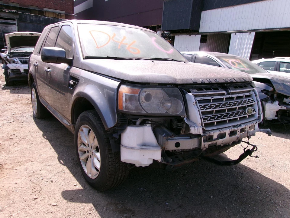 Used Front Right Fender fits: 2011 Land rover Lr2 Front Right Grade A - Imagem 1 de 4