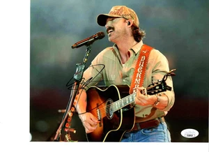 RILEY GREEN COUNTRY MUSIC STAR SIGNED 8X10 PHOTO W/JSA #4 - Picture 1 of 1