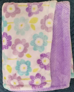 Manta Little Miracles Costco púrpura floral flores dulces acurrucados gruesos - Imagen 1 de 5