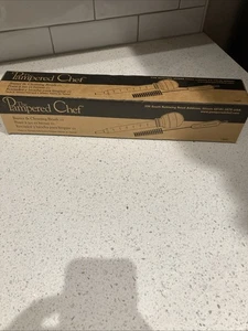 The Pampered Chef Baster & Cleaning Brush #1665 BRAND NEW In Box (Box Opened) - Picture 1 of 3