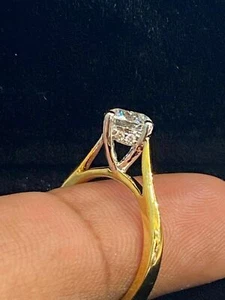 1,07 Cts Tondo Brillante Taglio Diamanti Solitario 4-Claw Anello In 750 18K Oro - Foto 1 di 10