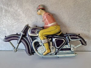 PIEZA ORIGINAL DE FÁBRICA MOTO HOJALATA 807 DE PAYÁ NUNCA MONTADA SPAIN - Imagen 1 de 9