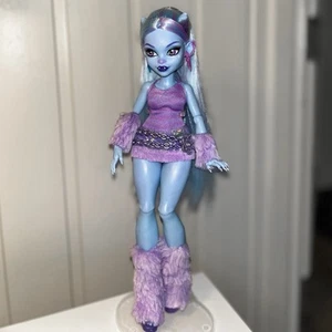 Mattel Monster High Puppe Abbey Bominable G3 - Bild 1 von 3