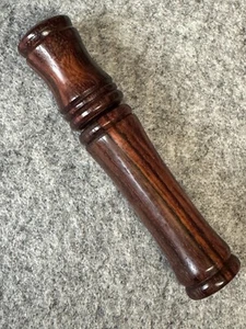 NEEDLE HOLDER Hand carved Bolivian Rose Wood sewing / quilting / crafts - Picture 1 of 2