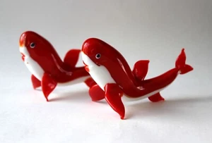 Vintage Red And White Art Glass Whales - Picture 1 of 6
