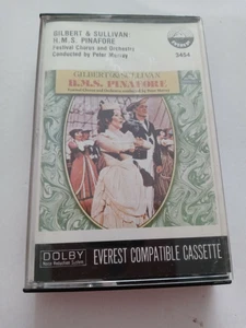 Gilbert And Sullivan HMS Pinafore Cassette-Rare Vintage-SHIPS N 24 HOURS - Picture 1 of 4