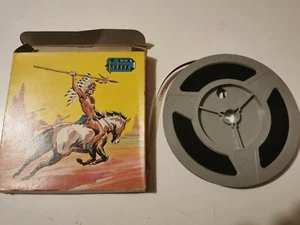 MINI FILM WESTERN - LA VALLE DEGLI EROI - FILMINO SUPER 8 mm COLORE CM 12,5 - Picture 1 of 2