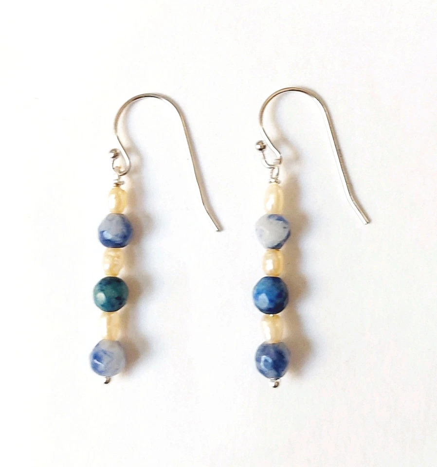 Orecchini pendenti in argento 925 con pietre diaspro, lapislazzuli e perle beige - Immagine 1 di 4