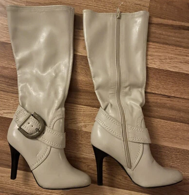 Style & Co. Blaire Botas Blaire Hebilla Cremallera Lateral Tacón Hasta la Rodilla Para Mujer’s 5.5M Beige Crema Foto 1 de 4