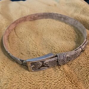 Genuine FOSSIL women's leather BELT; Size small Animal print