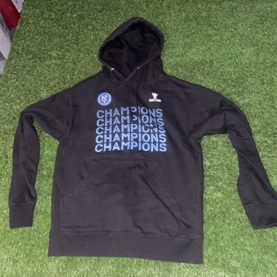 Sudadera con Capucha del Club de Fútbol de la Ciudad de Nueva York para Hombres Mediana Negra Fanáticos Copa MLS Campeones  Foto 1 de 4