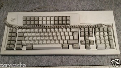 IBM 1395660 122K KEYBOARD 3477 3476 3488 3489 3486 3487 Twinax Enhanced Function - Image 1 of 4