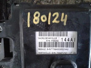 Chassis ECM Power Supply Includes Fuse Box Fits 05 GRAND CHEROKEE 114225 - Picture 1 of 12