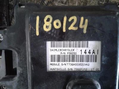 Chassis ECM Power Supply Includes Fuse Box Fits 05 GRAND CHEROKEE 114225 - Image 1 of 4